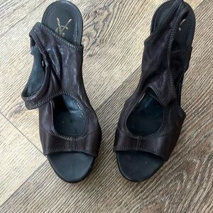 YSL vintage platform sandals 381/2
